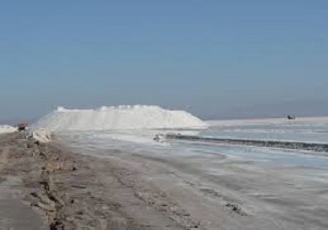مشکلات بی توجهی به دریاچه ی نمک/تهدید قم بوسیله ی تولید سرب  با باتری های کهنه
