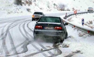 بارش برف ،کولاک موضعی و لغزندگی سطح جاده های  استان
