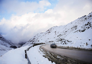 بارش برف در ارتفاعات محورهای مواصلاتی مازندران