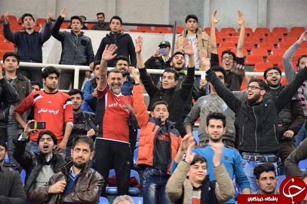 تیم والیبال شهرداری جوان ارومیه یک گام تا فینال لیگ دسته یک