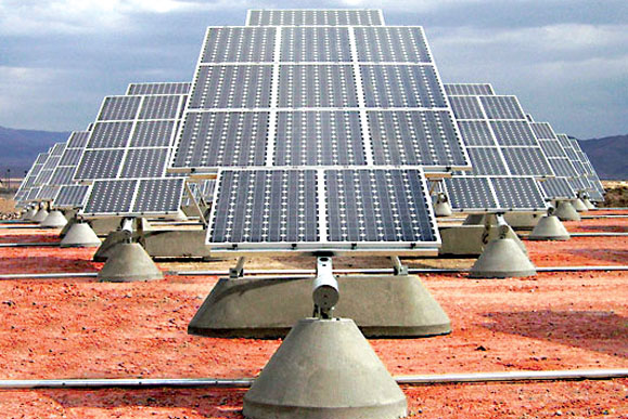 تامین برق مورد نیاز شبکه‌های برقی از نیروگاه‌های خورشیدی