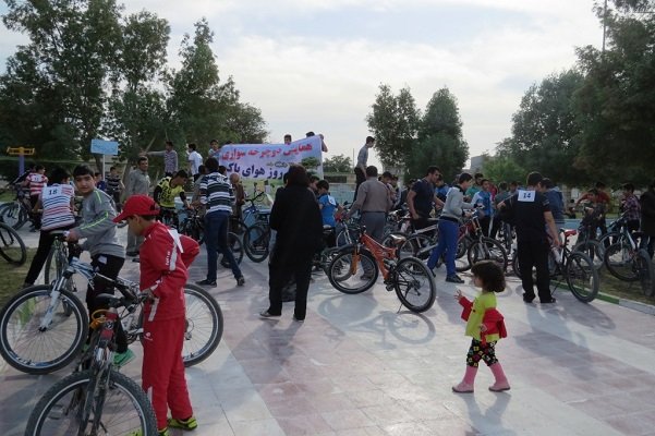 همایش دوچرخه سواری در برازجان
