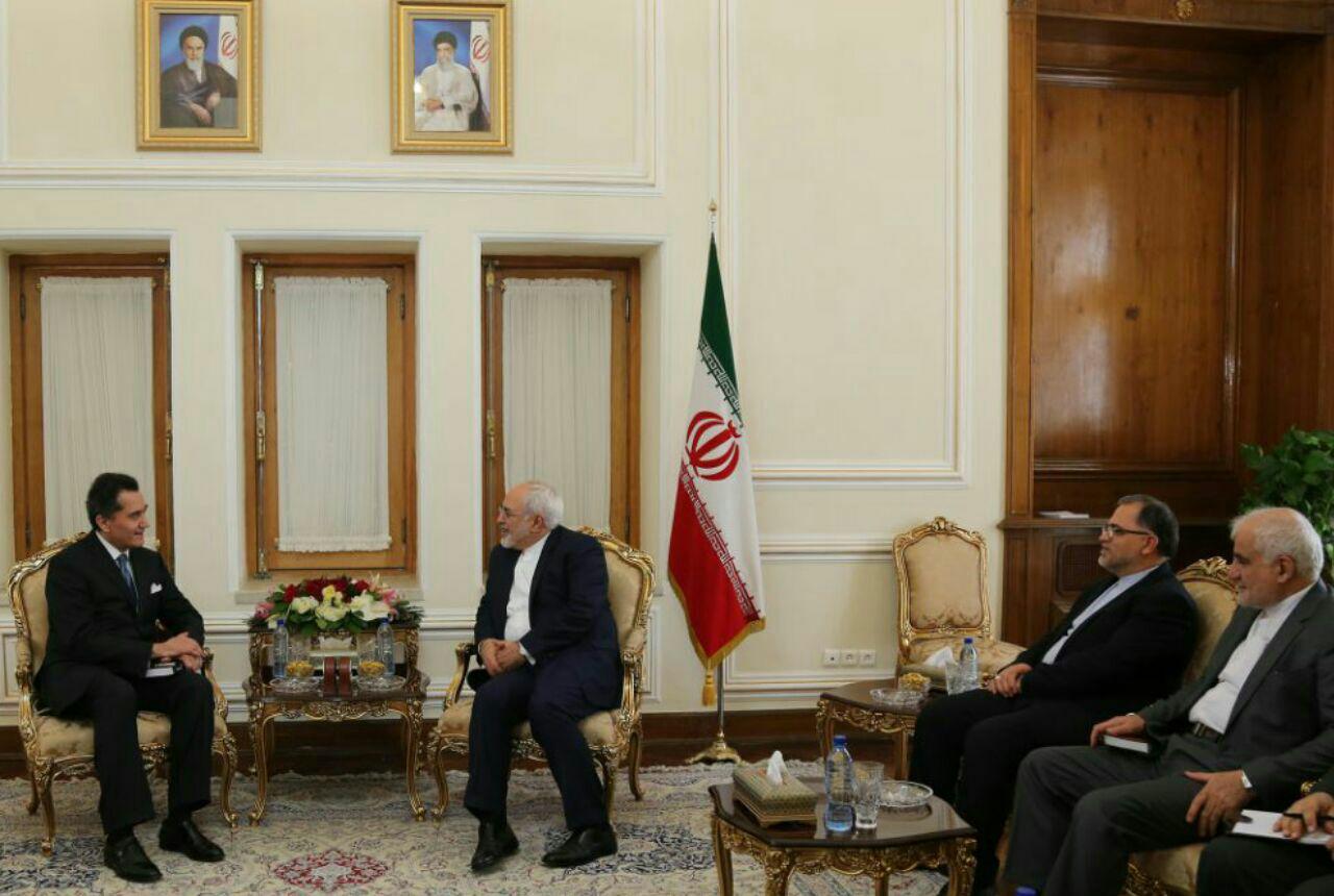 خداحافظی سفیر مکزیک در ایران با محمدجواد ظریف
