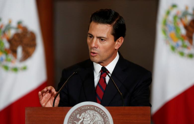 رییس جمهور مکزیک: برای باقی ماندن تعرفه آزاد تجاری با دولت جدید آمریکا گفتگو می‌کنم