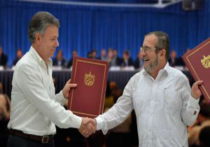اولاند: توافق با فارک دستاوردی بزرگ برای کلمبيا بود