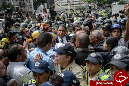 درخواست برای برگزاری انتخابات ریاست‌جمهوری زودهنگام در ونزوئلا+ تصاویر