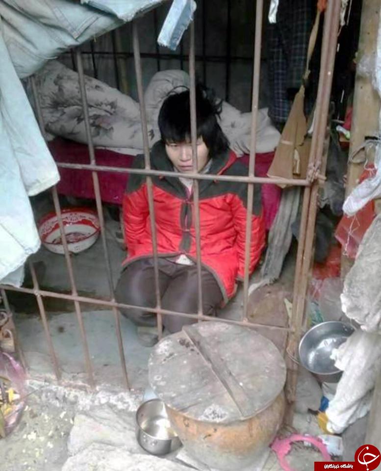 زندانی کردن زن میانسال در یک قفس در دل جنگل+ تصاویر