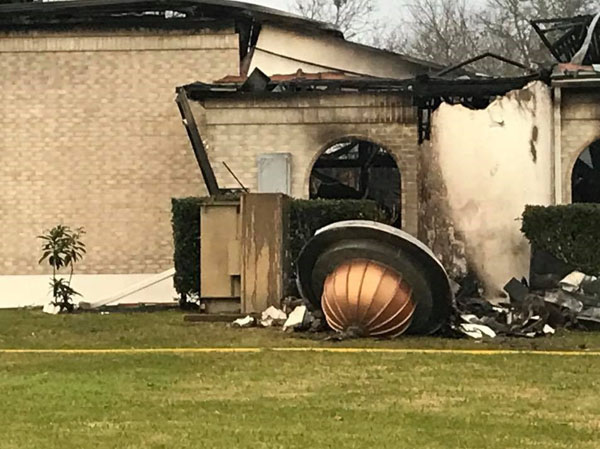 به آتش کشیده شدن مسجدی در تگزاس ساعاتی پس از امضای حکم ترامپ + عکس