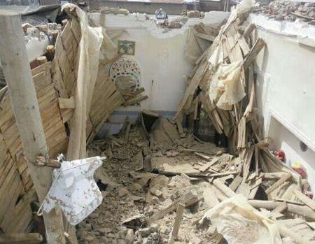 تخریب سقف 12 منزل مسکونی در کهنوج