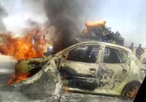 آتش گرفتن خودروی پژو ۲۰۶ در خرم آباد