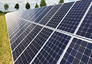 بهره برداری از نیروگاه خورشیدی در گراش