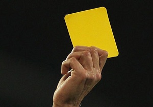 نخستین کارت زرد دنیای فوتبال به نام چه کسی است؟