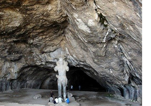 خواناسازی مسیر گردشگری غار تاریخی شاپور در کازرون
