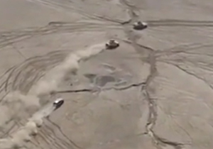 لحظه انفجار خودروی انتحاری داعش حین حمله به نیروهای عراقی + فیلم