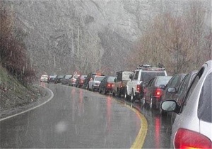 بارش باران و برف در محورهای مواصلاتی استان قزوین