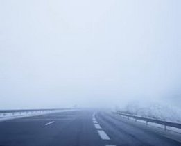 مه آلودگی و لغزندگی همه محورهای استان زنجان