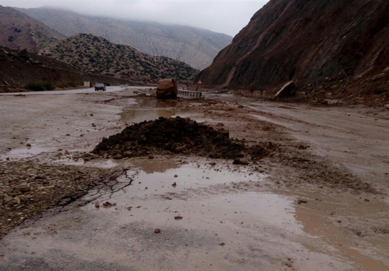 مستقر شدن تجهیزات راهداری در مناطق کوهستانی استان بوشهر