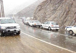 بارش برف و باران در محورهای مواصلاتی استان