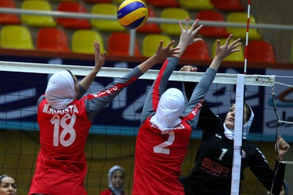 چهارمین دوره مسابقات والیبال قهرمانی دانشجویان دختر کشور در همدان