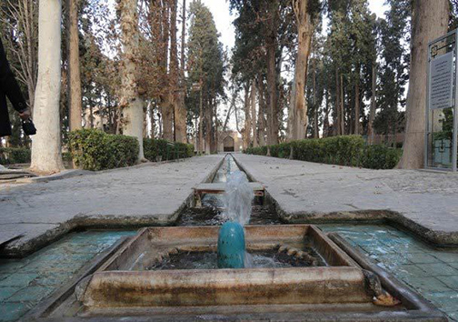 درخشش عروس‌ باغ‌های ایرانی از سرپنجه هنر غیاث‌الدین جمشید کاشانی
