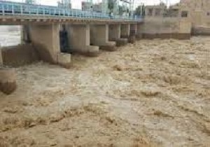 سیلاب ورودی به منطقه سیستان رو به افزایش است