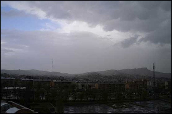 سامانه بارشی  روز جمعه در همدان
