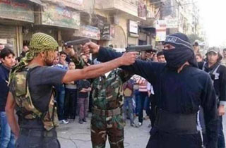 درگیری گروه های تروریستی در حومه دمشق/هلاکت بیش از ۳۰۰ تروریست