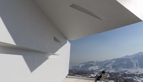 خانه ای سه چشمی در ارتفاعات کوه های البرز