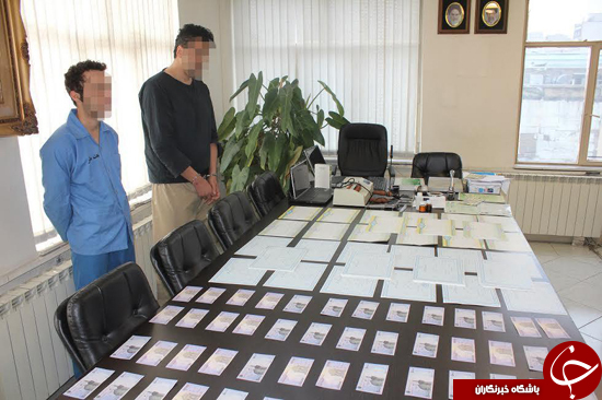 جاعلین تراول چک های 50 هزار تومانی پایتخت دستگیر شدند+تصاویر