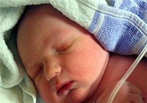 تولد نوزاد عجول در آمبولانس