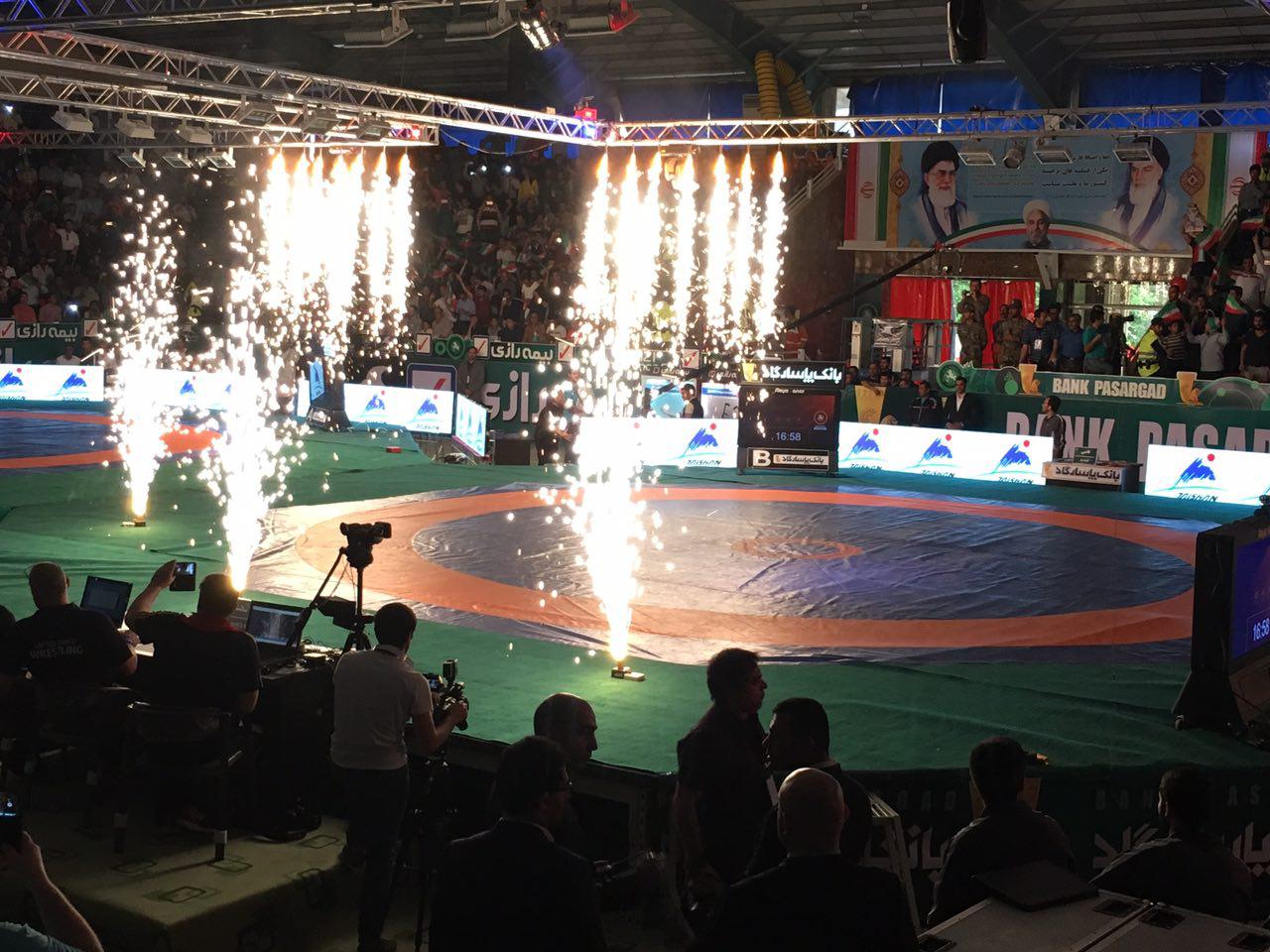 مراسم افتتاحیه رقابت های جام جهانی کشتی فرنگی 2016در شیراز