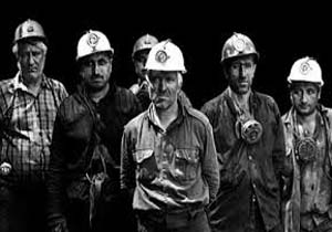 درخواست کارگران معادن زغال سنگ زرند برای حقوق