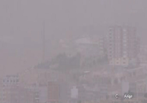 تنگی نفس بر اثر پدیده‌ی گرد و غبار در مهاباد + فیلم