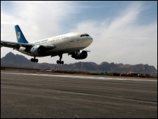 حمله راکتی به فرودگاه بین‌المللی هرات در غرب افغانستان