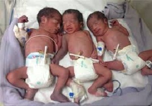 تولد 3 نوزاد در آمبولانس