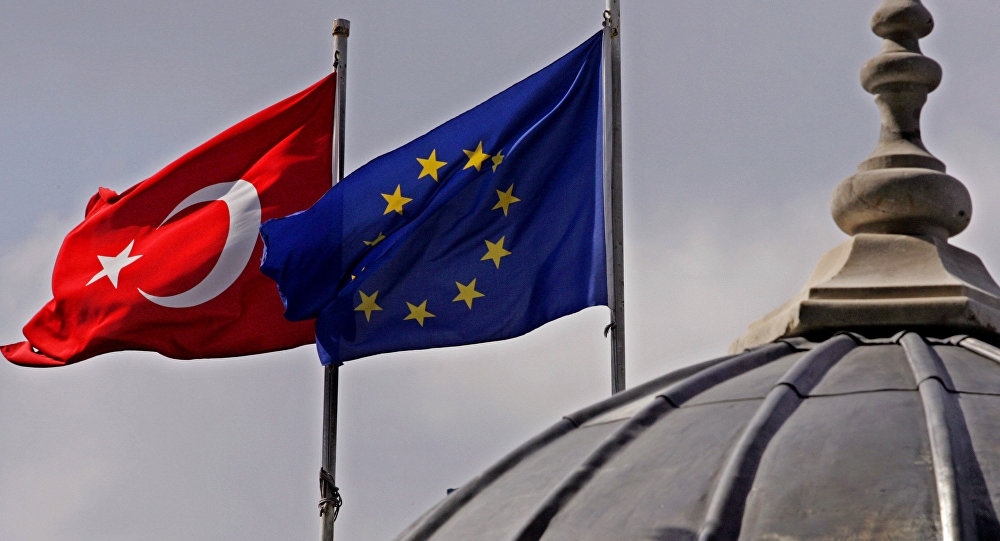 پیوستن ترکیه به اتحادیه اروپا مایه ننگ است