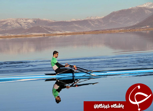 تیم ملی روئینگ تک پاروی مردان در دریاچه آزادی به آب می زند