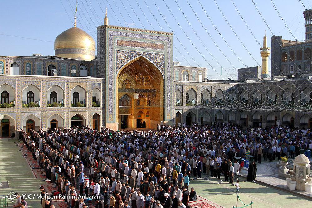 برگزاری نماز باشکوه عید فطر در حرم مطهر رضوی+تصاویر