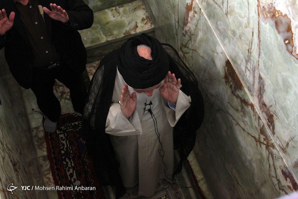 برگزاری نماز باشکوه عید فطر در حرم مطهر رضوی+تصاویر