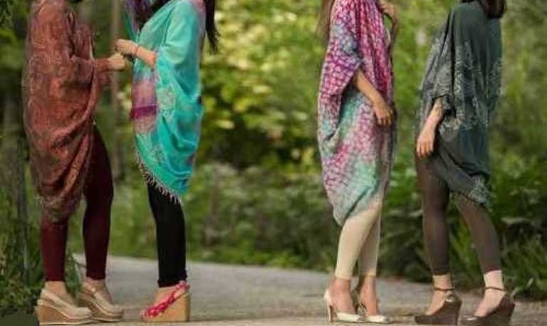 وقتی فرهنگ ایرانی-اسلامی با مدهای غربی حراج می‌شود/طراحان لباس همچنان چشم به راه حمايت