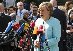 دعوت مرکل از نخست وزیر جدید انگلیس برای انجام مذاکرات در برلین