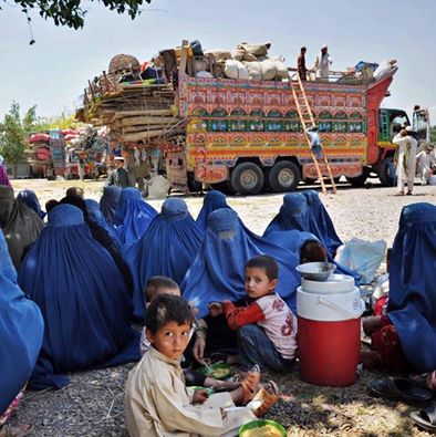بازگشت 500 خانواده مهاجر افغانستانی از پاکستان در پنج روز اخیر