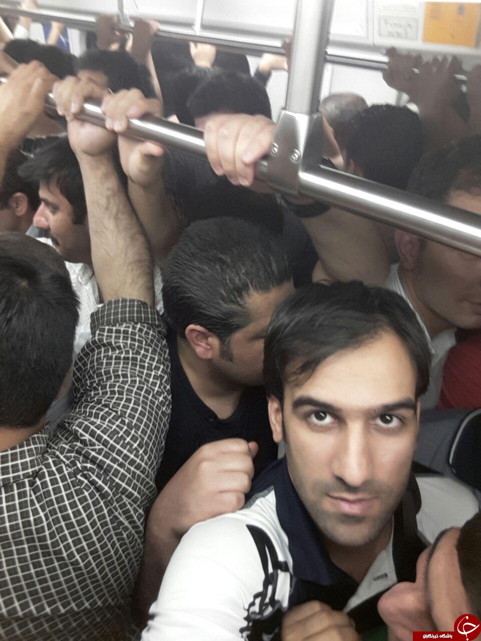 تصویری از متروی تهران در نزدیکی افطار