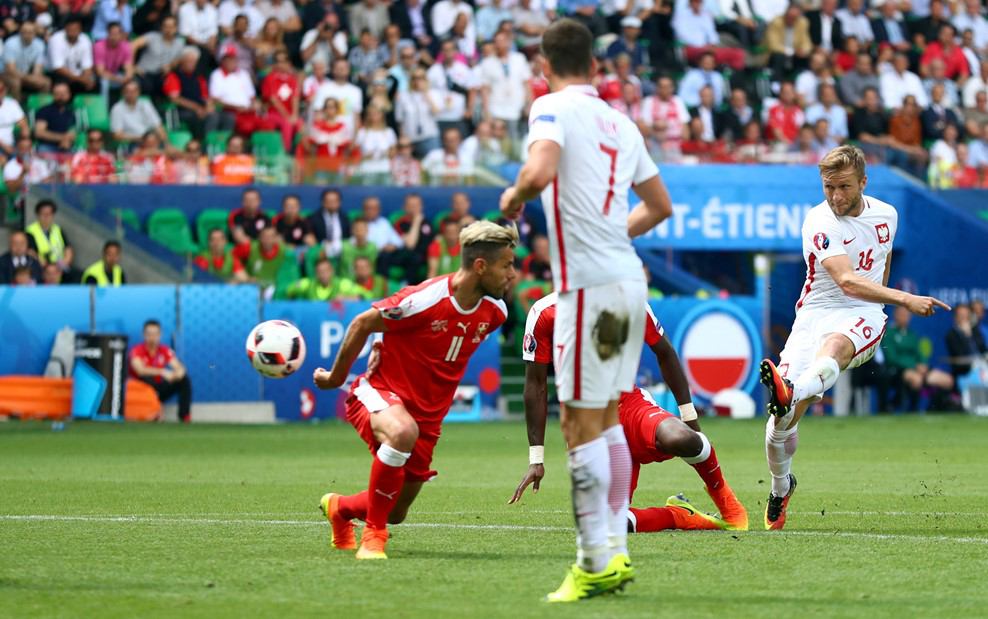 تساوی لهستان مقابل سوئیس در پایان 90 دقیقه + گزارش تصویری
