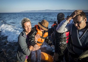 نیروی دریایی ایتالیا از نجات شش هزار مهاجر در دریای مدیترانه خبر داد