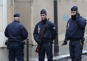 پلیس فرانسه: برج ایفل به اشتباه تخلیه شد