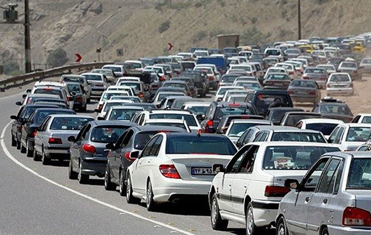 ترافیک نیمه سنگین در  آزادراه کرج_تهران