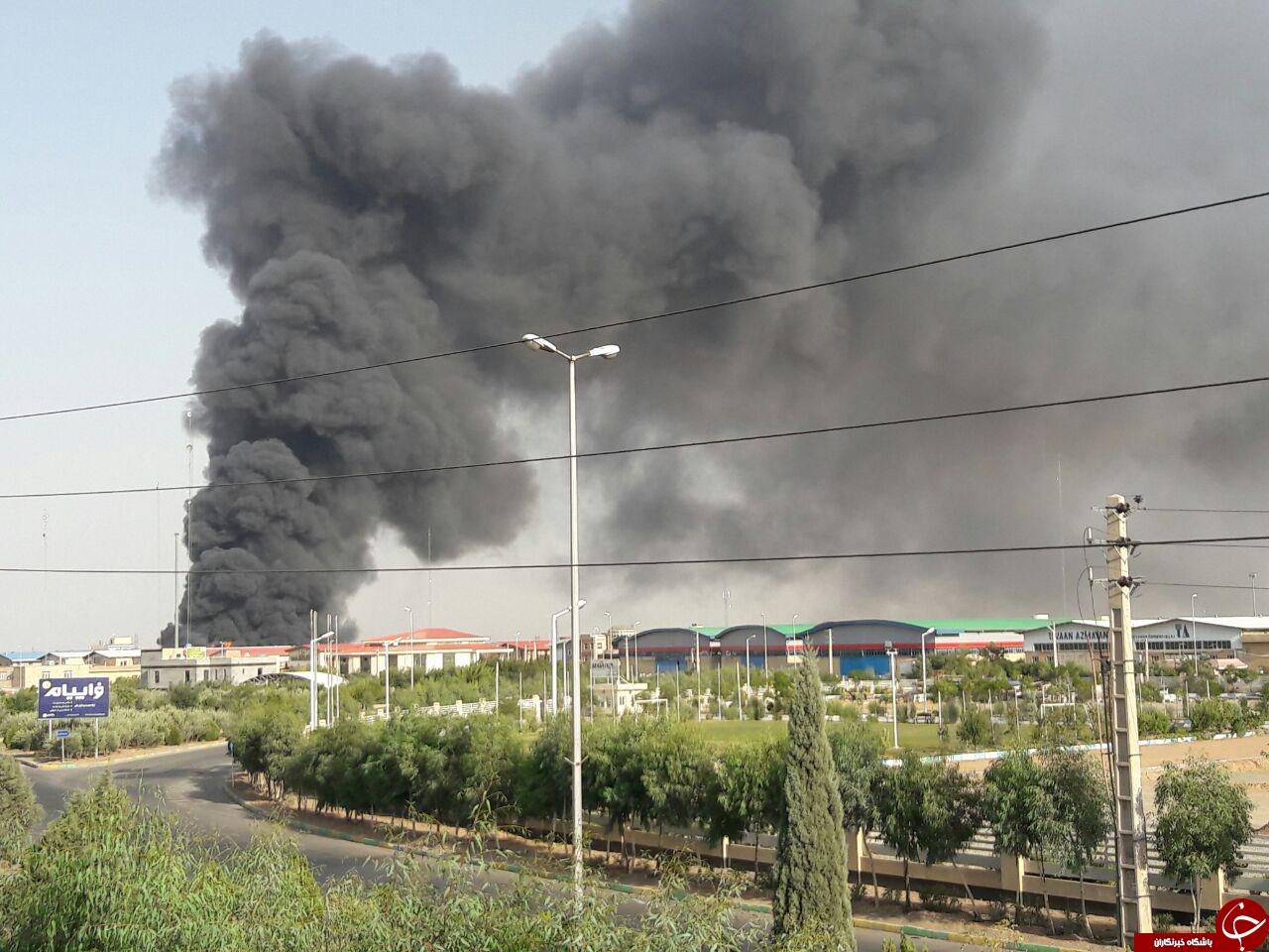 آتش‌سوزی گسترده در شهرک صنعتی پرند + فیلم