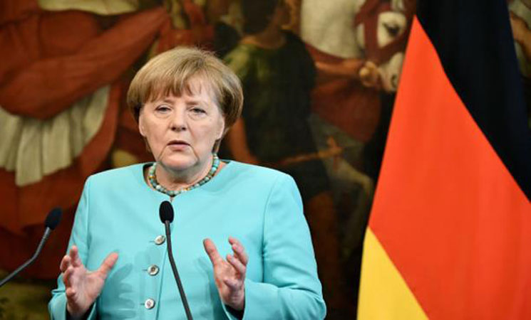 مرکل حملات اخیر آلمان را با عنوان تروریسم اسلامی توصیف کرد