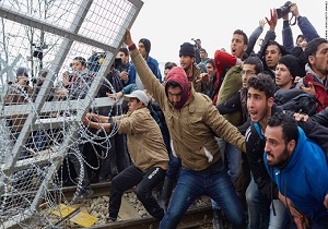 اتریش هشدار داد از مجارستان به دلیل مسئله مهاجران شکایت خواهد کرد